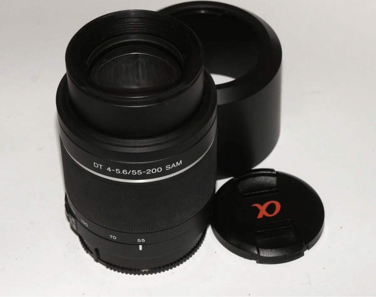 Sony N50 DT 55-200mm for DSLR SAL55200 Camera Lens w ALC-SH102  Hood