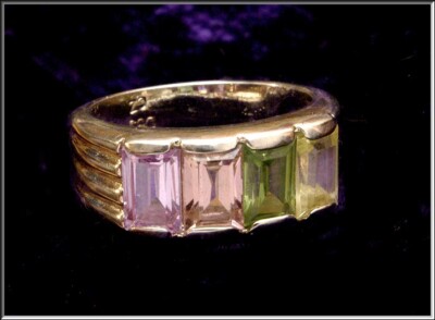 Wunderschöner Victoria Townsend DBJ Sterling mehrfarbiger CZ Ring Größe 5