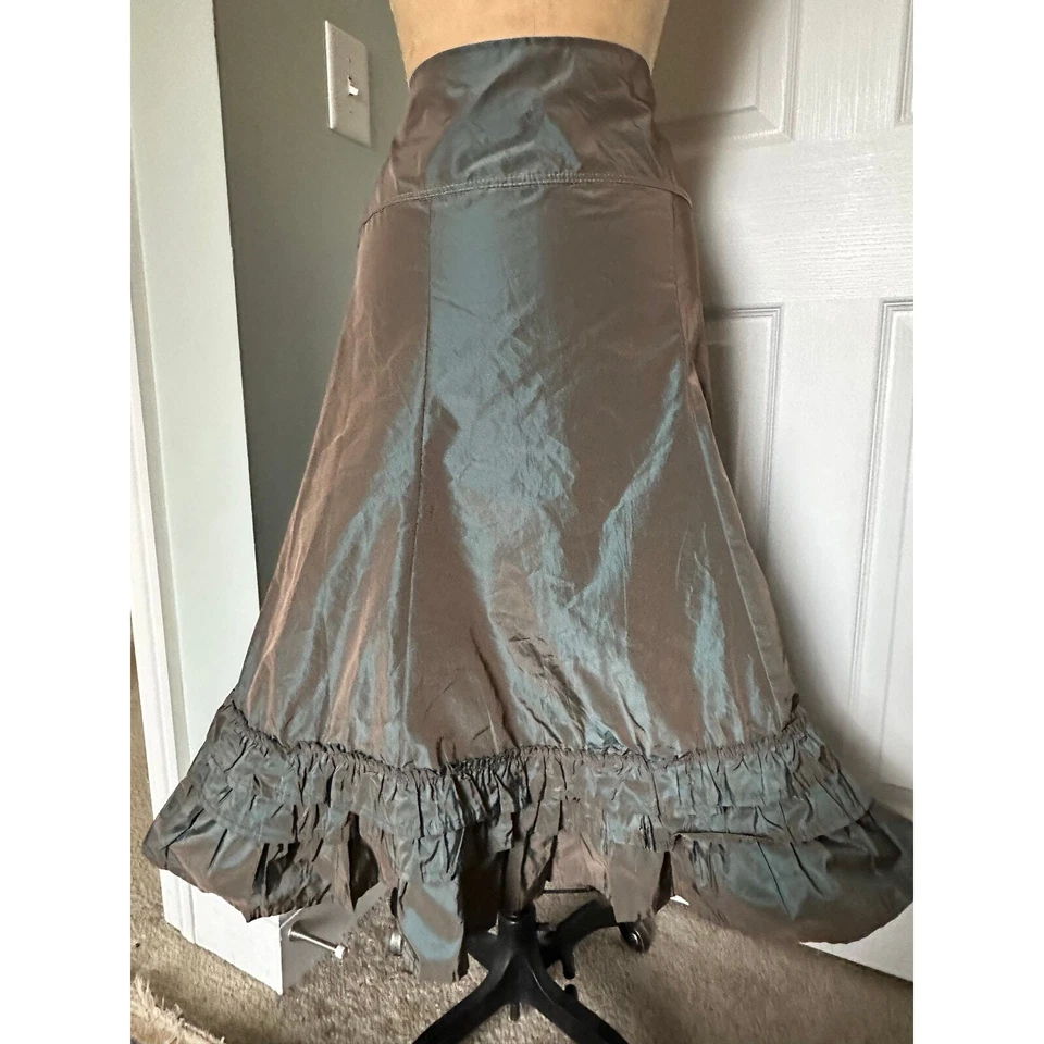 复古 90 年代塔夫绸中裙荷叶边意大利光泽不对称奇怪绿色  — 第 3/4 张图片