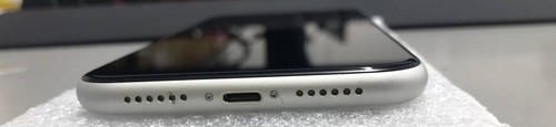 iPhone XR - 64GB - BIAŁY- ODBLOKOWANY "magazyn A2" (I 70) - Zdjęcie 6 z 7