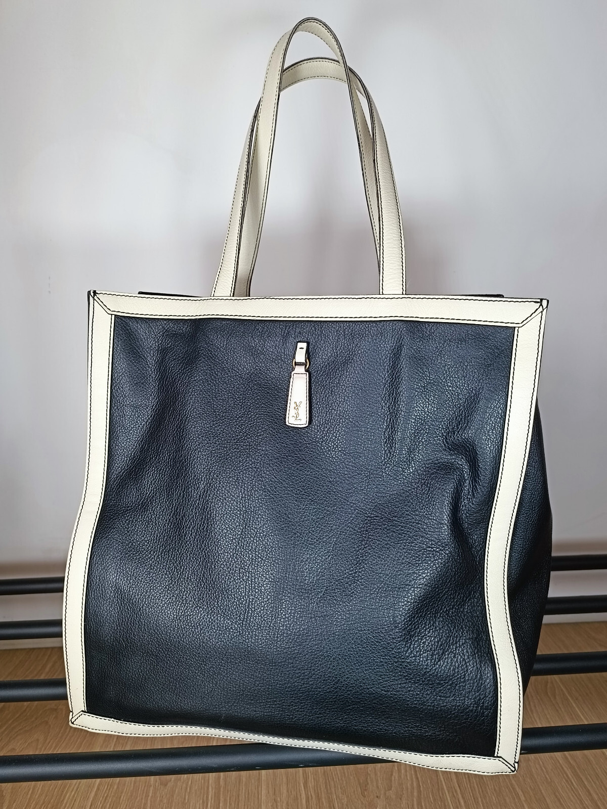 Autentica borsa a tracolla da donna YVES SAINT LAURENT MODELLO N. 274764