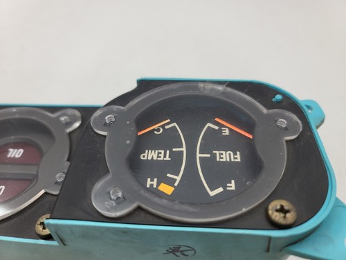 1976-1977 Toyota Celica GT RA24 RA29 instrument gauge cluster fuel oil lights - Picture 7 of 7