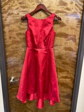 Women " Alfred Sung" red satin sleeveless flowing dress. Size 1 Defect
