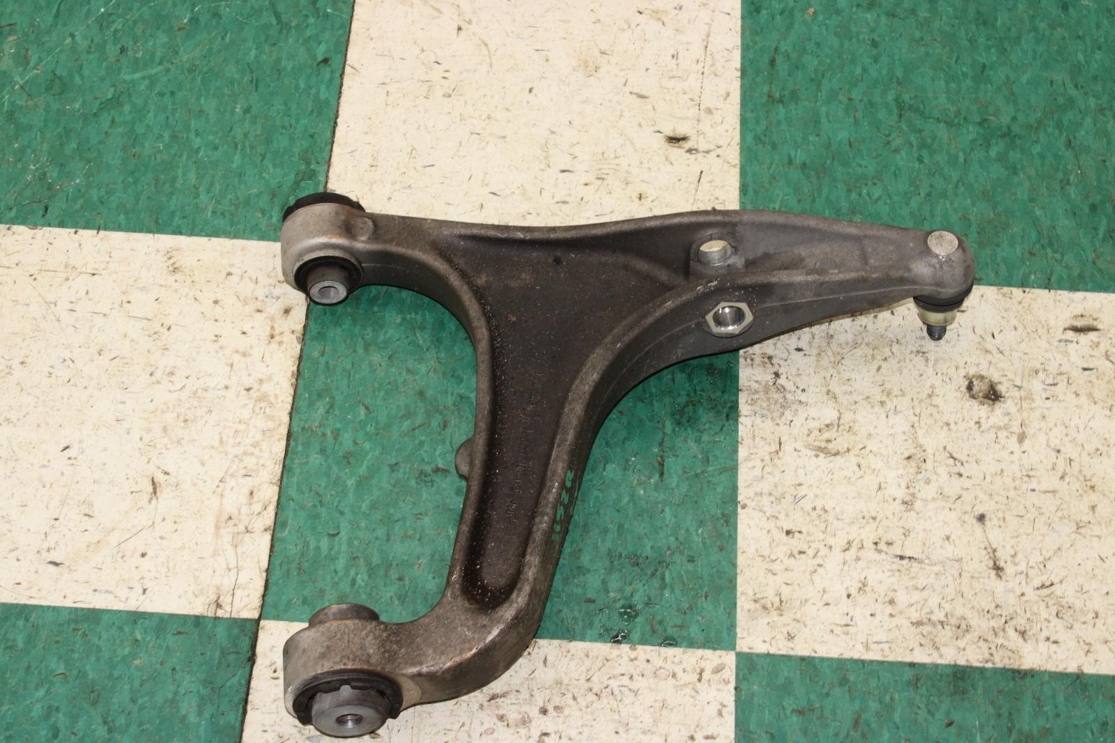 14-21 Ghibli LF LH Driver Left Side Lower Control Arm Unit Factory OEM OE WTY OE
