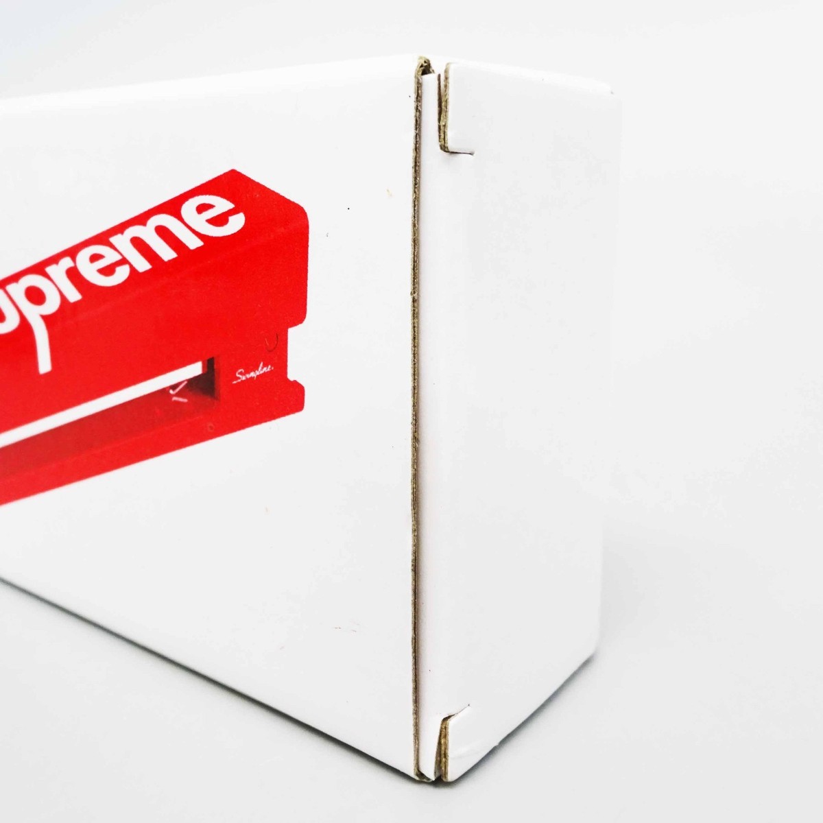じ*ル様 Supreme Swingline Stapler レッド 新品未使用 Supreme Swingline Stapler Color Red 2020 SS Japan NEW | eBay