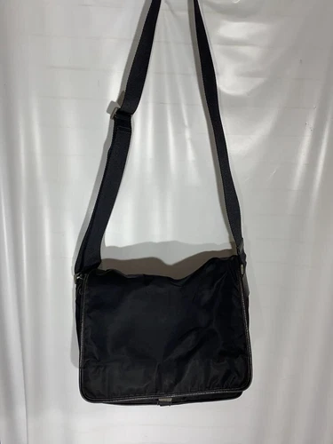 Sac bandoulière PRADA messager nylon noir occasion