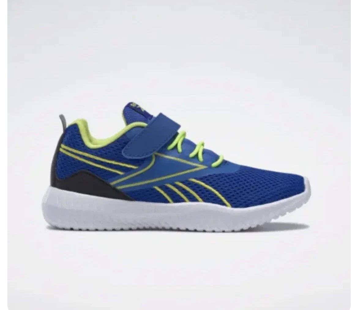 Reebok store flexagon blue