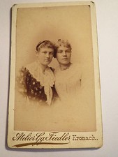 Kronach - 2 junge Frauen im Kleid - Portrait / CDV