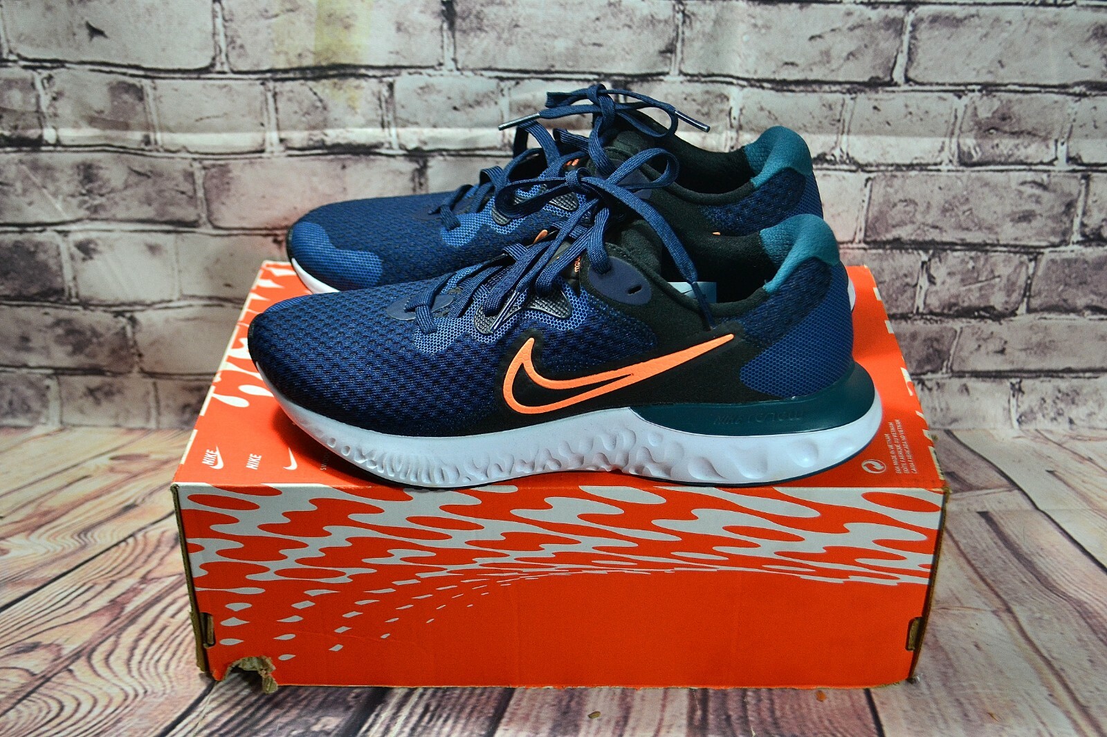 NIB MEN\u0026#039;S NIKE RENEW RUN 2 ROAD RUNNING SHOES OBSIDIAN/BLACK SZ 6  CU3504-400 | eBay
