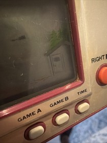 NINTENDO GAME AND & WATCH Helmet 1981 JAPAN Tested (new batteries)