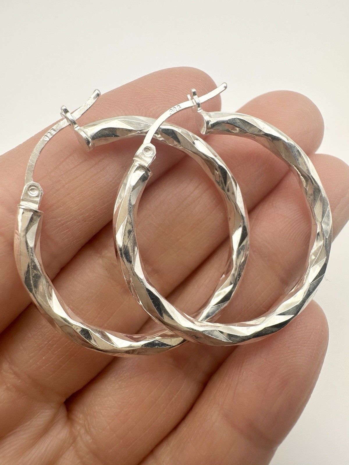 925 Solid Sterling Silver Shiny Twisted Chunky Cr… - image 2