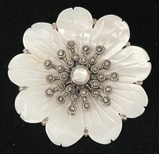 Spilla e ciondolo vintage in argento sterling fiore madreperla e marcasite 