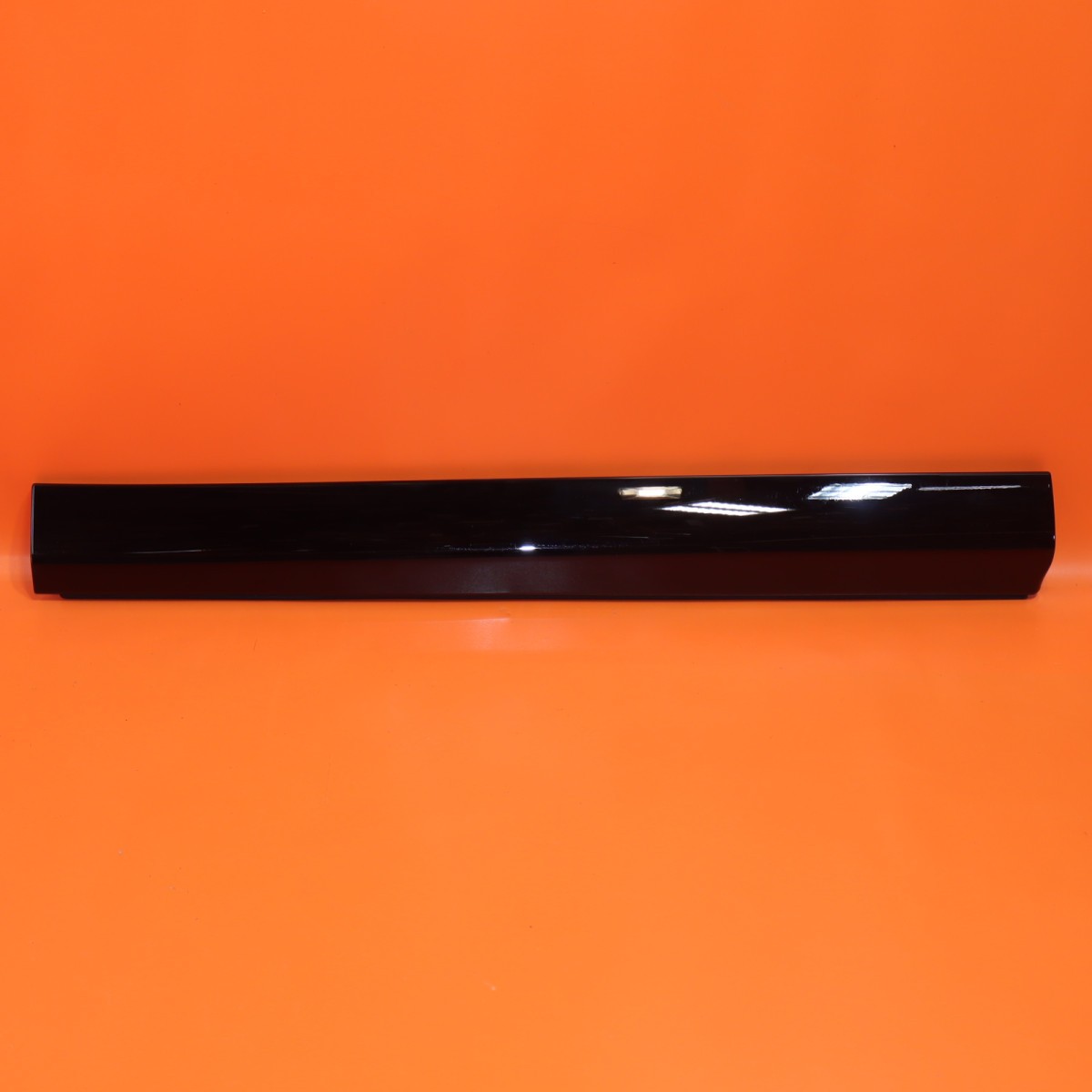 Rolls-Royce Cullinan 2017-2021 Rear Right Body molding P/N 51137448584