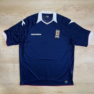 SCOTLAND DIADORA 2008/2009 FOOTBALL HOME JERSEY SIZE “L” 010569