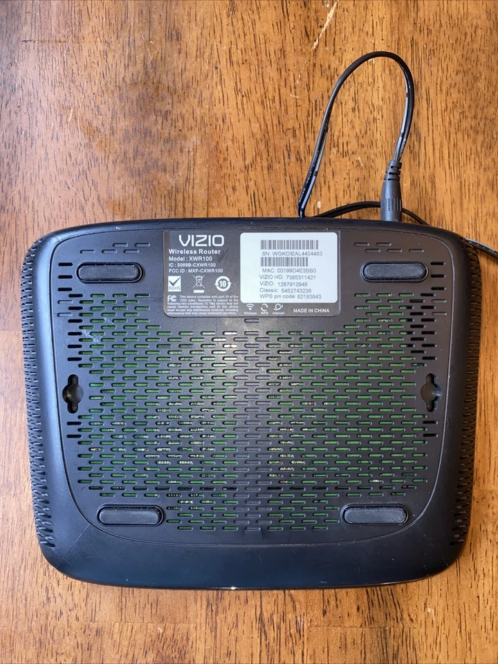 Vizio XWR100 54 Mbps 4-Port 10/100 Wireless Dual Band 802.11N Router - Image 2 of 4