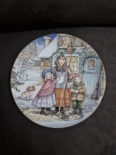 VINTAGE ROYAL WORCESTER THE NSPCC CHRISTMAS PLATE 1991 A POSY FOR MOTHER
