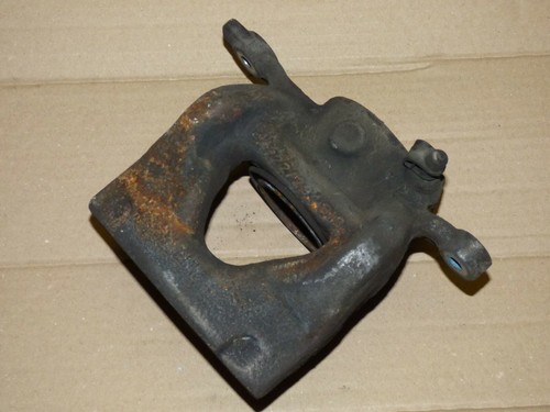 BMW 2er F45 F46 Vorderachse Bremssattelgehäuse Bremssattel vorne links 6860263