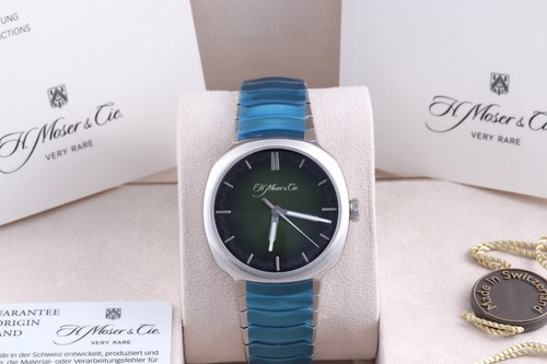 H. Moser & Cie Streamliner Centre Seconds Green w/ Stickers 6200-1200 Box/Papers