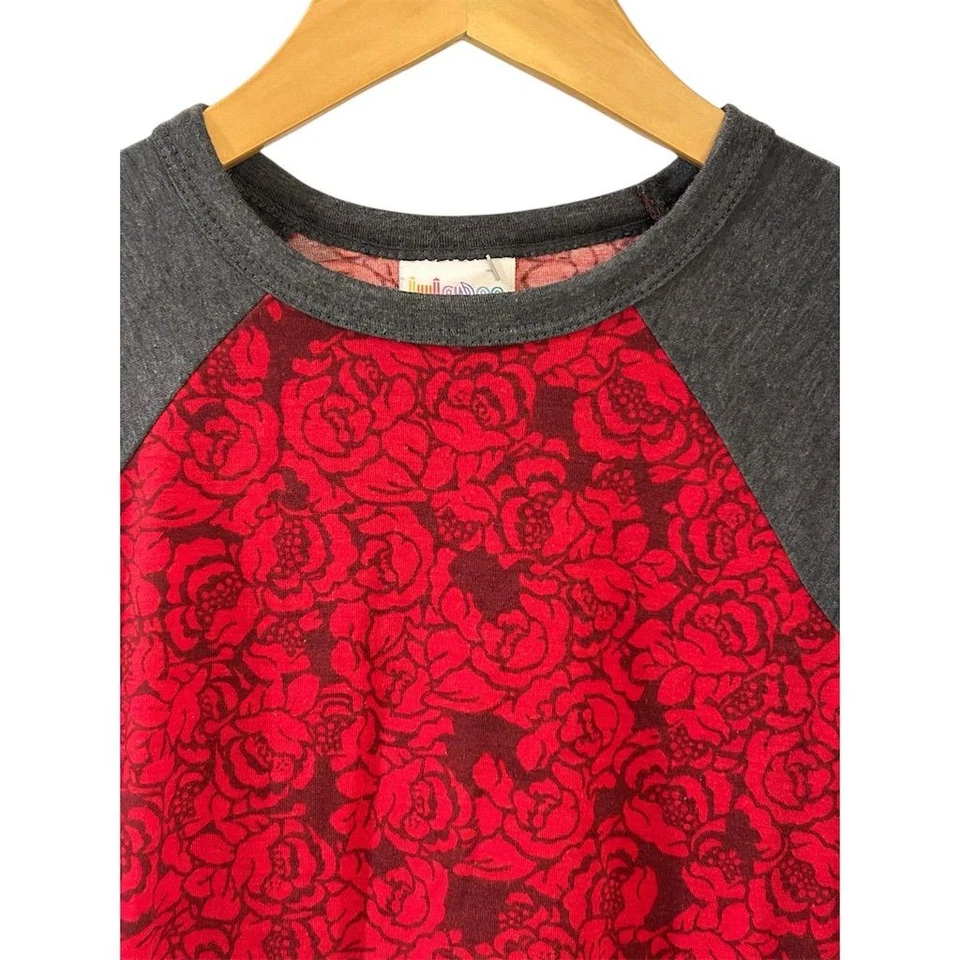 Camiseta LuLaRoe Niñas Talla 10 Floral Manga Raglán Camiseta Roja Gris Informal Top Foto 4 de 4