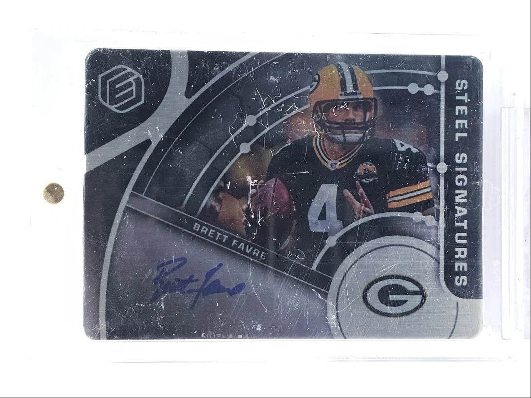 Panini Brett Favre Football Autographed Sports Trading Cards