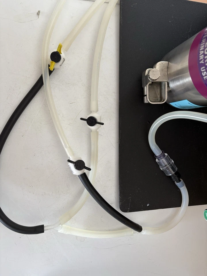 Máquina de mesa de anestesia isoflurano para salud animal con accesorios Foto 4 de 4