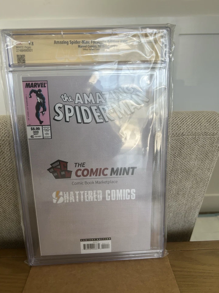 Amazing Spider-Man Facsímil 300 Negro Destrozado CGC 9.8 1er Veneno 1988 Firmado Foto 4 de 4