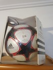 Foto 10 di 12