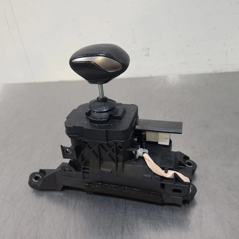 Lexus LS500 F 2018 Sport 3,5 L transmisión automática palanca de cambios Foto 4 de 4