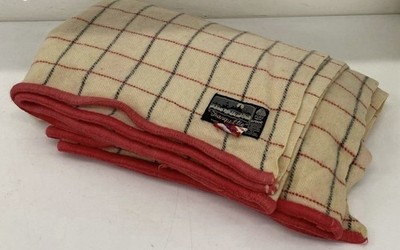 Tranquilite  Neiman Marcus  83  x 67  Pure New Wool Throw Blanket Great Britain