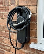 GENUINE AUDI E TRON EV UNIVERSAL LOCKING CHARGER WALL BRACKET MOUNT 8V4915899B