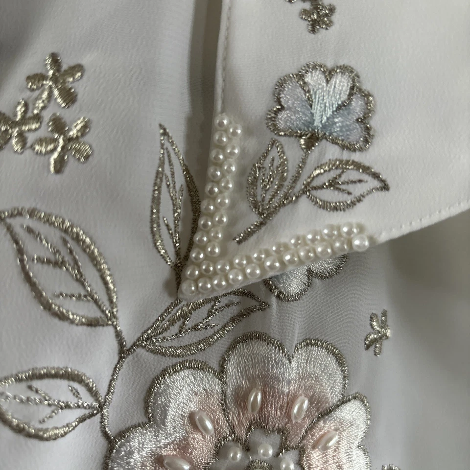 Blusa De Colección Christie Jill Para Mujer Talla 18W Crema Perla Botón Camisa Bordada Foto 3 de 4