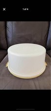 Large 12  Tupperware Cake Taker