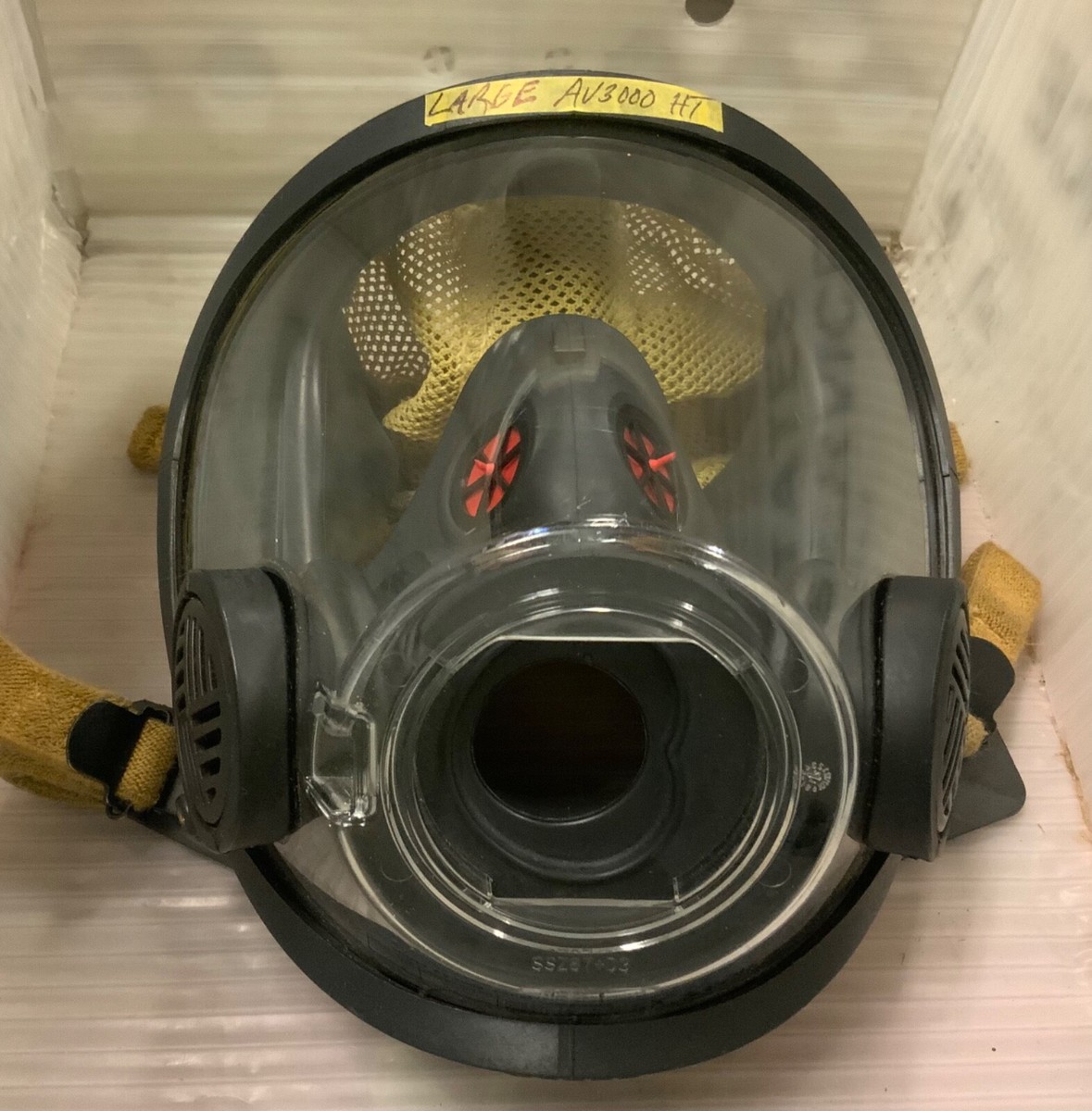 値下げ中　Oxygen Mask, Made by Scott, P/N 651 oxygen-mask-with-tubing-adult-