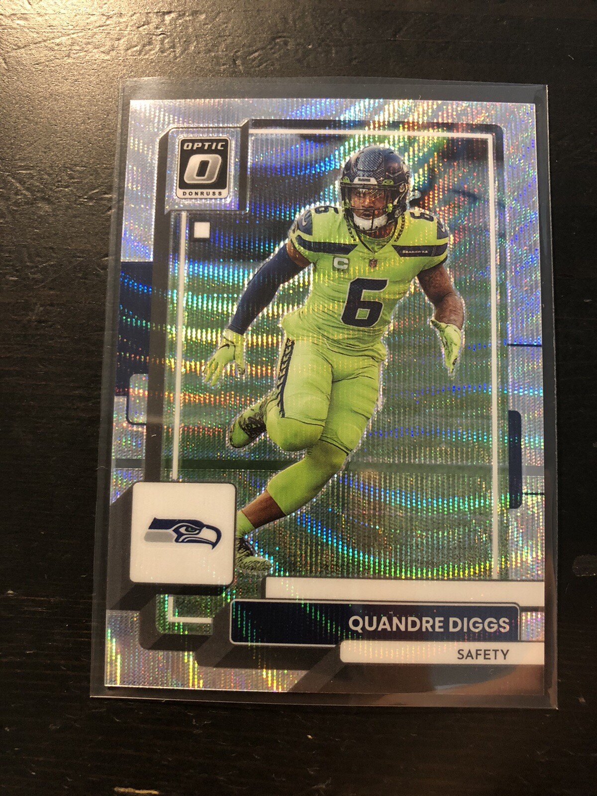 2022 Donruss Optic Premium Silver Wave Prizm /300 Quandre Diggs Card #180 PWE