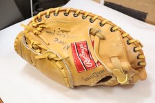 Rawlings RCM30 Deep Pocket Boys small Baseball Catchers Mitt Right Throw