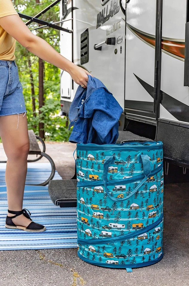 Contenedor utilitario emergente Camco Life is Better autocaravana camping almacenamiento bote de basura Foto 2 de 4