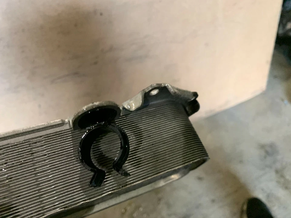 BMW 2012-2018 F30 F32 F22 AUTO TRANSMISSION HEAT EXCHANGER OIL COOLER OEM 44K - Image 3 of 4