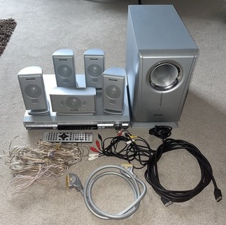 Panasonic SA HT520 Home Theatre System w/ Remote Sub Woofer 5 Speakers DVD CD