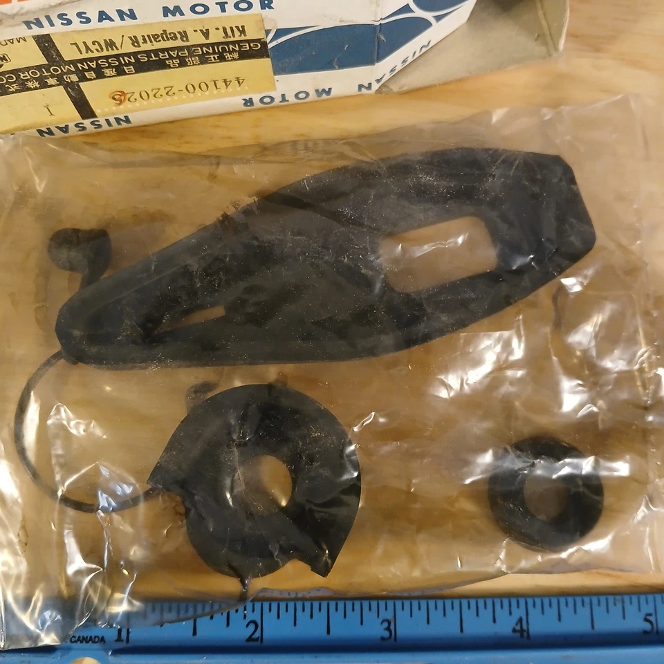 1973-1979 Nissan Datsun Wheel Cylinder Repair Kit 44100-22026 NOS OEM Bluebird - Image 2 of 2