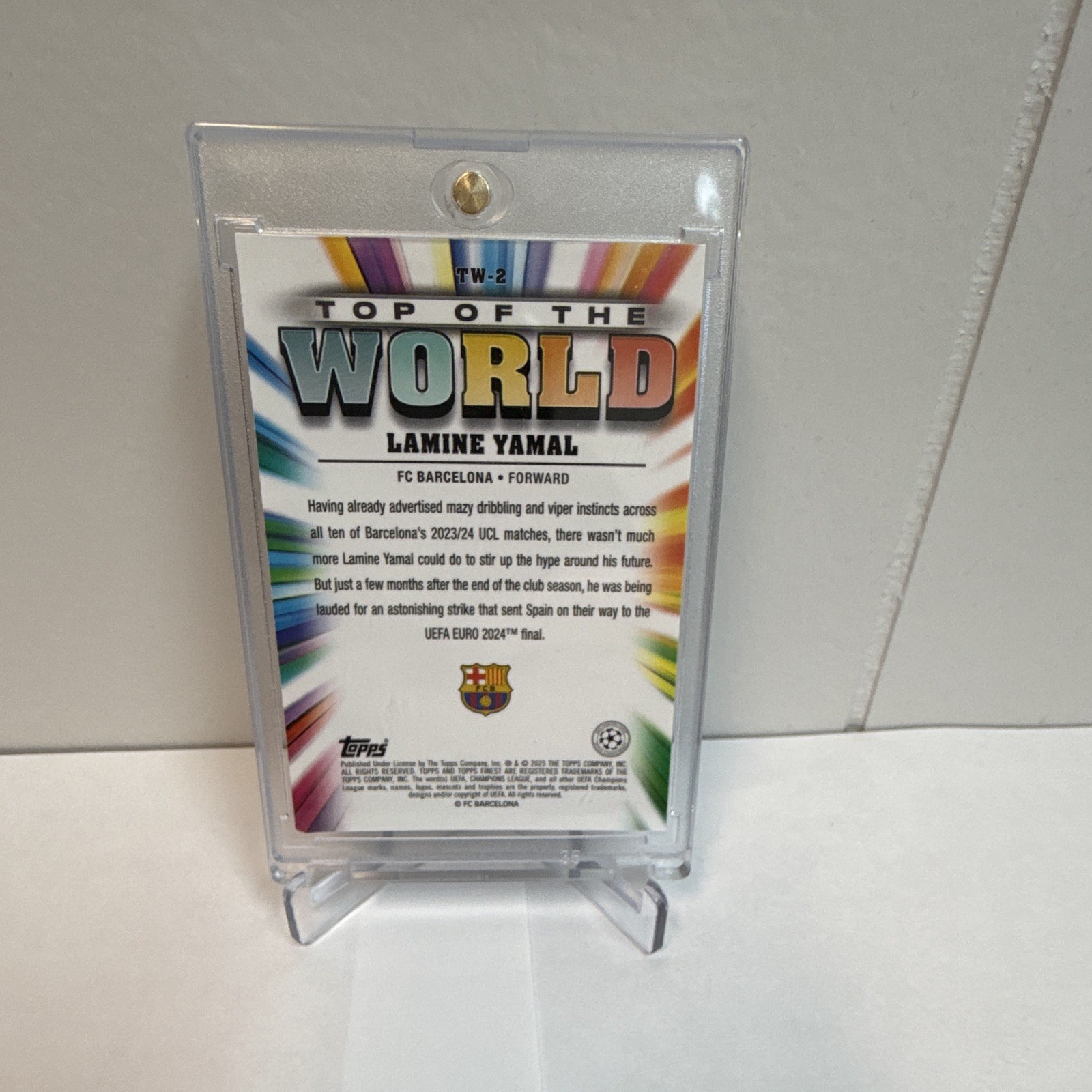 Topps Finest Lamine Yamal Top of the World #TW-2 view 2