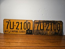 VINTAGE PAIR NYS LICENSE PLATES ( 1960'S ) 7U.2100 YELLOW