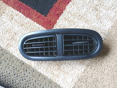 1993-1997 Honda Civic SR2 00 CTR Del Sol Dash Dual Air Vent Assembly Center BOEM