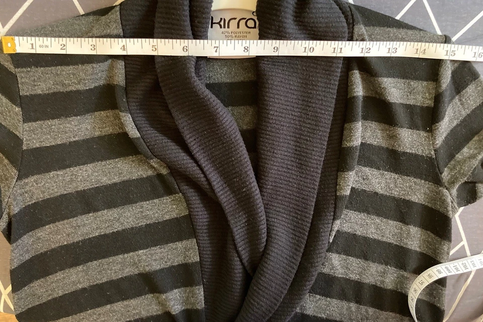 KIRRA CÁRDIGAN RAYAS NEGRO Y GRIS SUÉTER MUJER TALLA XSmall Foto 4 de 4