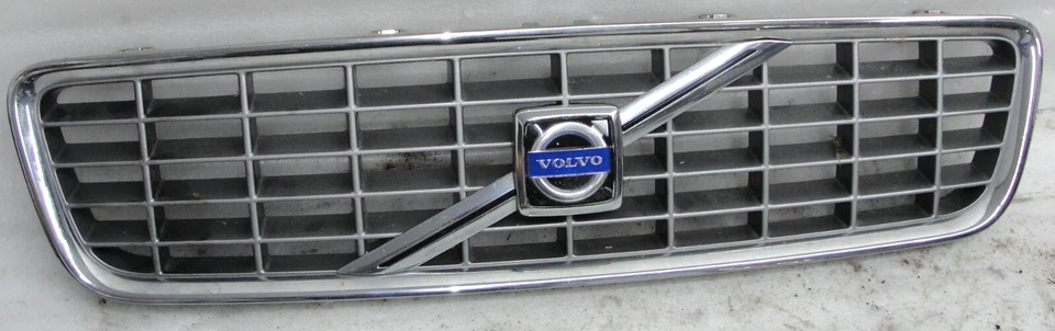 Volvo S80 OEM cromo parrilla delantera capó montaje eggcrate 04-06 buenas pestañas 8659947 Foto 2 de 4