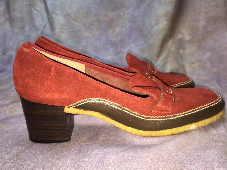 Zapatos Rockabilly Granny Gamuza Roja 7.5 B Cruz Roja Usados en Excelente Condición De Colección   Foto 3 de 4