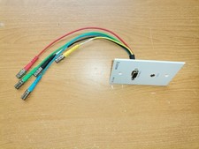 EXTRON WPB 103 computer connect plate with cables