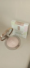 NIB Clinique True Highlighter Weightless Illuminator #02 Starlit Glow .28 oz