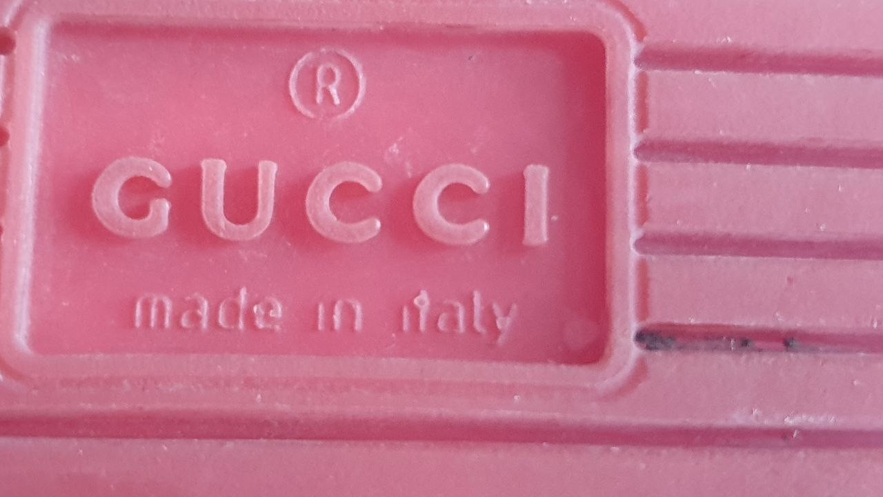 Gucci Interlocking GG Logo Red Python Low Top Sne… - image 10