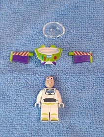 LEGO Toy Story Buzz Lightyear Star Command Set &ndash; Complete w/ Buzz, Ship,...