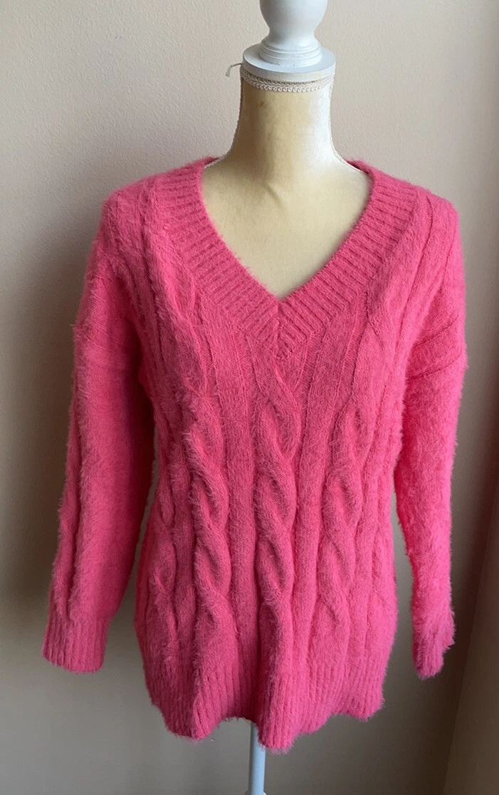 Lucky Brand Snagging Pink Fuzzy Eyelash Cable Knit V Neck Sweater Sz M NWT